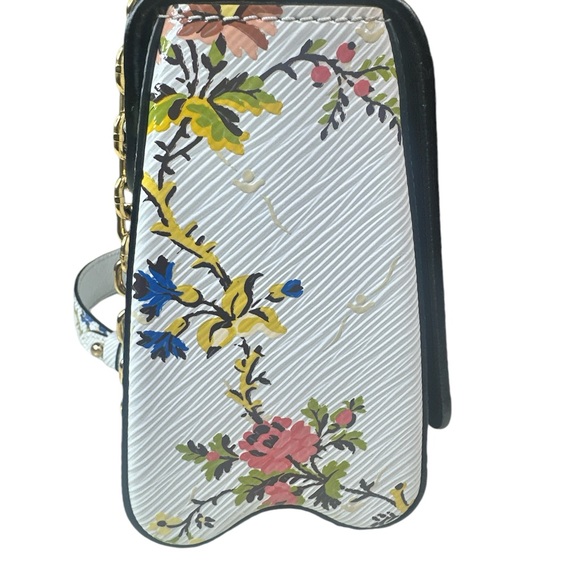 ❤️❤️sold❤️❤️LV16 Louis Vuitton Limited Edition Epi Romantic twist bag - Picture 4 of 9